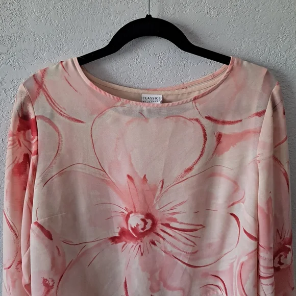 Classics by Jantzen Pink Floral Blouse - Picture 2 of 5